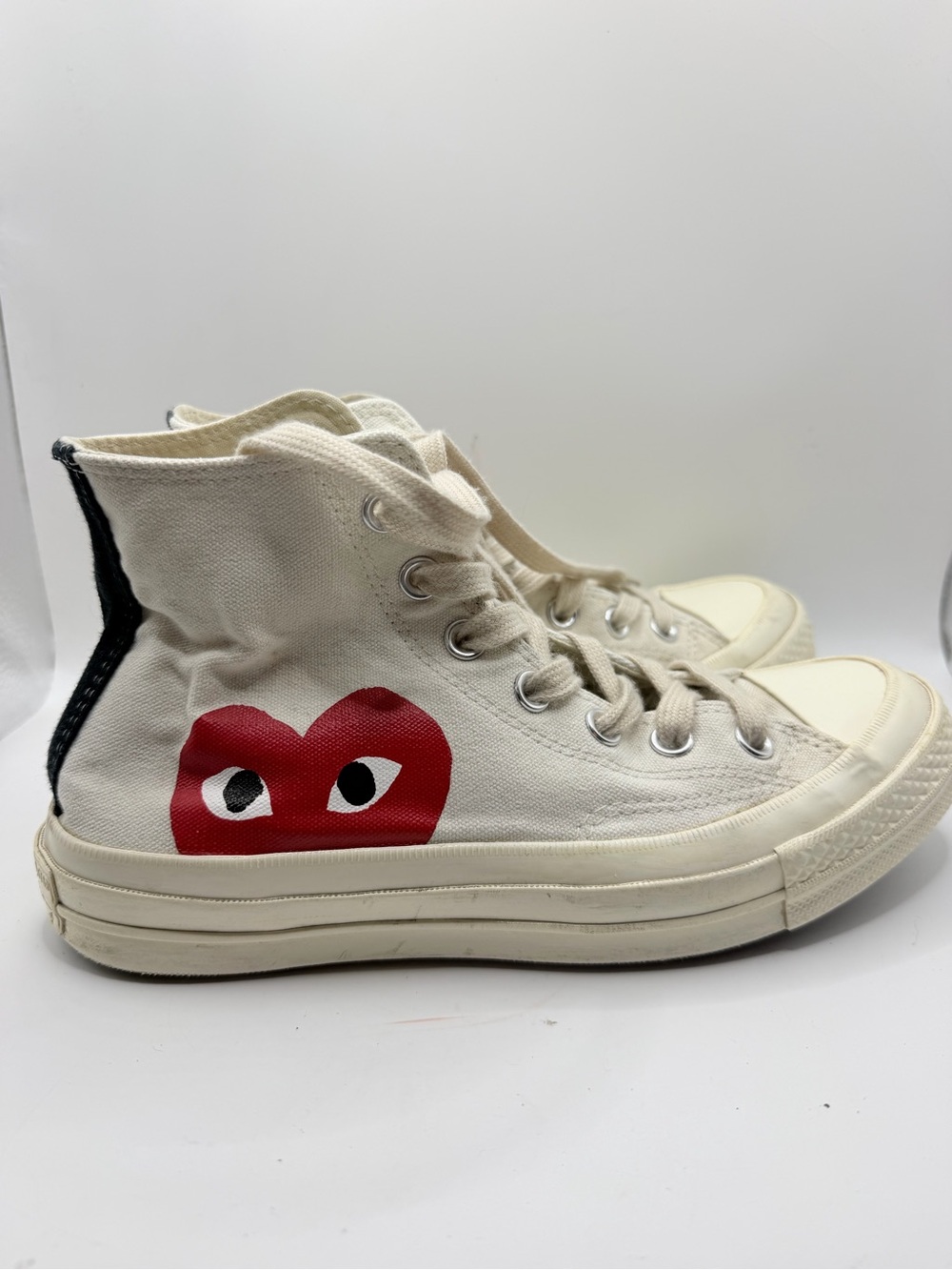 Converse PLAY High Top Sneakers in Cream with Red Heart